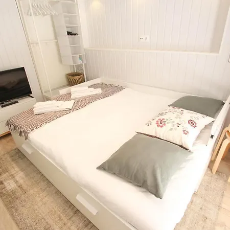 Nomad's Castello Flats Apartment