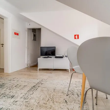 Apartment Nomad's Castello Flats Lisbon
